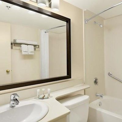 Hotel Country & 2*